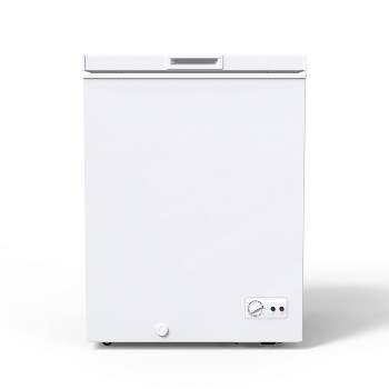 BLACK+DECKER 3.5-cu ft Manual Defrost Chest Freezer (White) in the