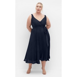 Women's Plus Size Lilly Dress - navy | CITY CHIC - 1 of 4