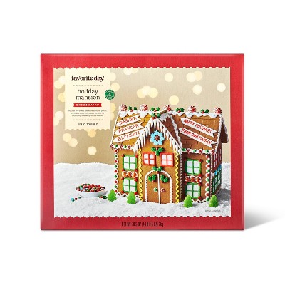 Holiday Mansion Gingerbread House Kit - 70.88oz - Favorite Day™