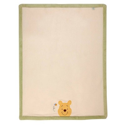 peeking pooh