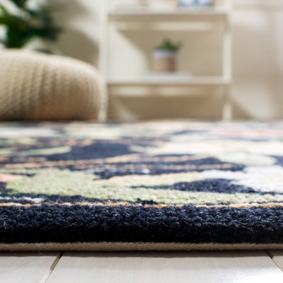 Handmade Black Floral Wool Accent Rug 2'6" x 4'