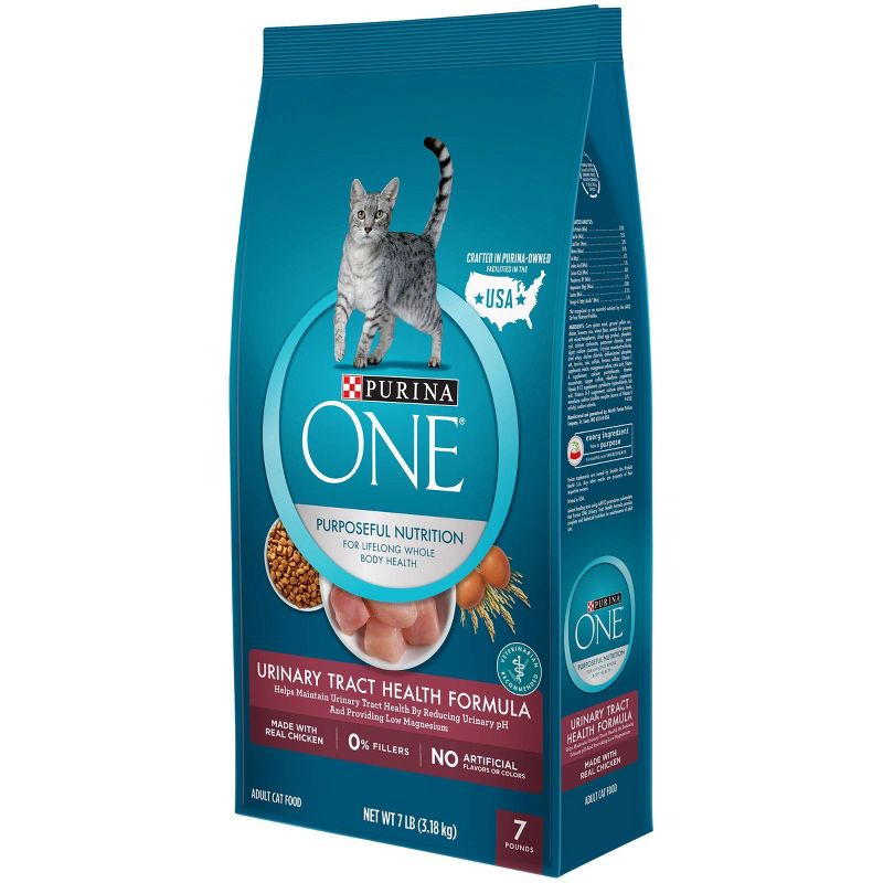 Purina ONE Urinary Tract Health Adult Premium with Chicken Dry Cat Food, 6 of 7