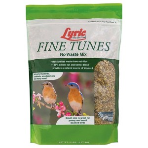 Lyric Fine Tunes Assorted Species Peanut Pieces Wild Bird Food 5 lb - 1 of 1
