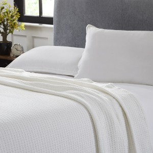 Modern Threads 100% Cotton Thermal Blanket. - 1 of 3