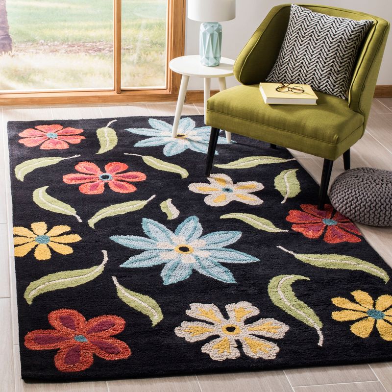 Blossom BLM678 Hand Hooked Area Rug  - Safavieh, 2 of 5