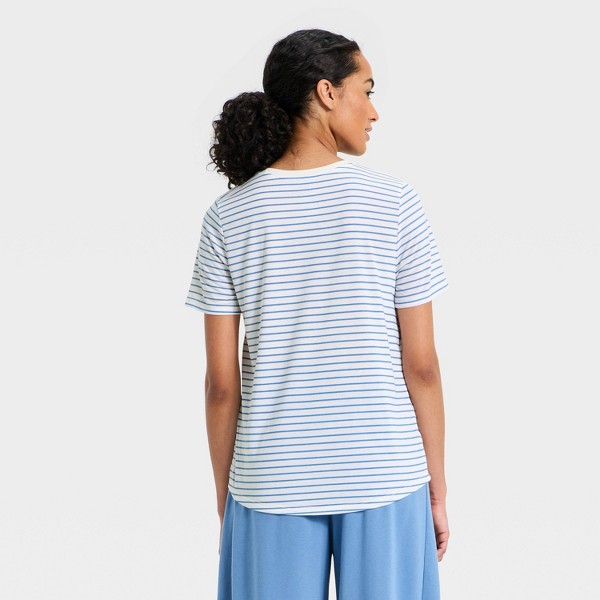 Camiseta de Manga Corta Suave de Cuello Redondo para Mujer - All In Motion™ 2