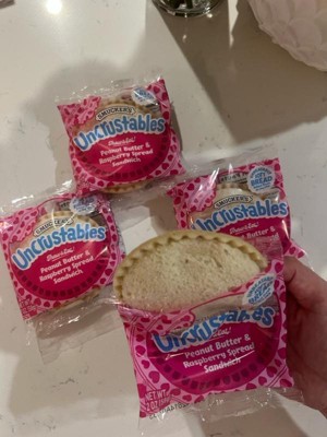 Smucker's Uncrustables Frozen Peanut Butter & Raspberry Spread Sandwich ...