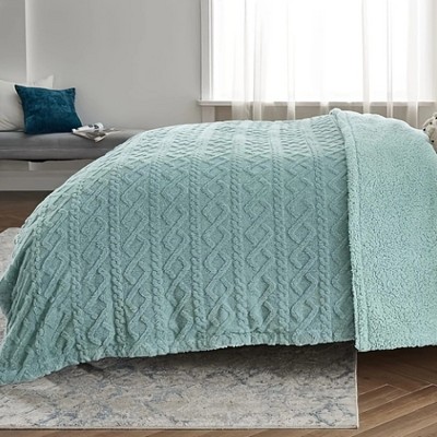 DOMETOUR Fuzzy Cable Knit Throw Blanket for Couch, 43.3 x55 Inches Cozy Blanket for Kids Women, Ultra Soft Lightweight Blanket for All Season
