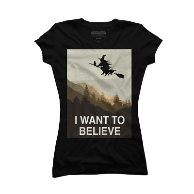 Junior's Design By Humans Halloween: I want to believe By RedCowTees T-Shirt
