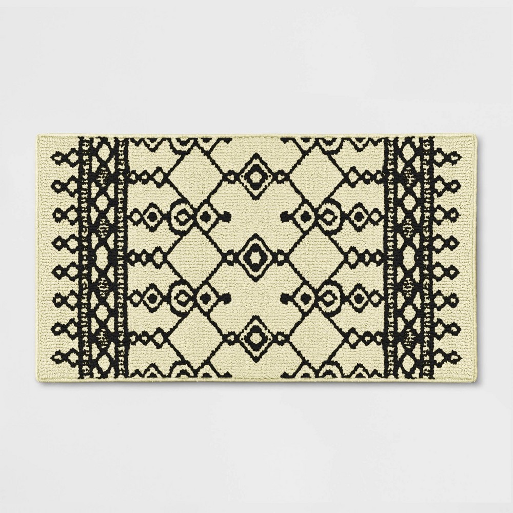 1'8inx2'10in Lyndon Washable Geometric Rug Black/White - Project 62™