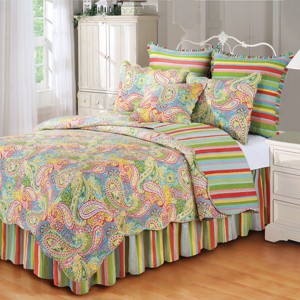C&F Home Bright Paisley Twin Quilt - 1 of 1