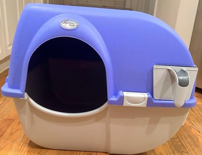 Omega Paw Enclosed No Scoop Self-Cleaning Litter Box & Paw