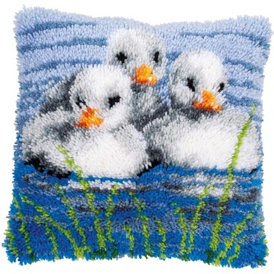 Vervaco Cushion Latch Hook Kit 16"X16"-Ducklings In The Water