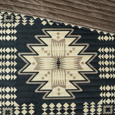 Full Black and Tan Aztec Pattern Quilt Set