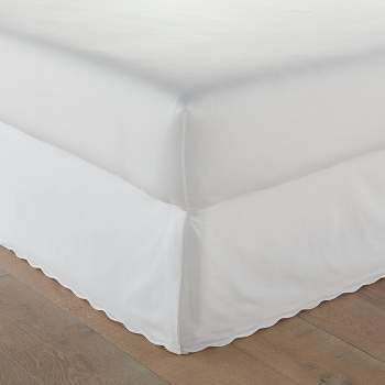 Stone Cottage Queen Solid Scallop Bedskirt White
