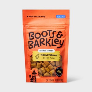 Halloween Chicken Flavor Pillow Pockets Cat Treats - Boots & Barkley™ 3oz - 1 of 3