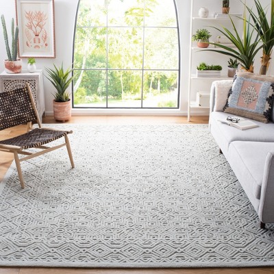Gray Geometric Handmade Wool 6' x 9' Tufted Area Rug