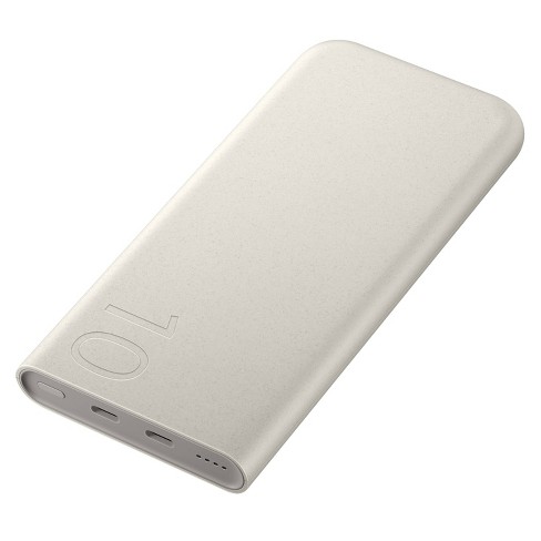 I Have a Dozen Power Banks at Home. This Is the One I Always Pack.