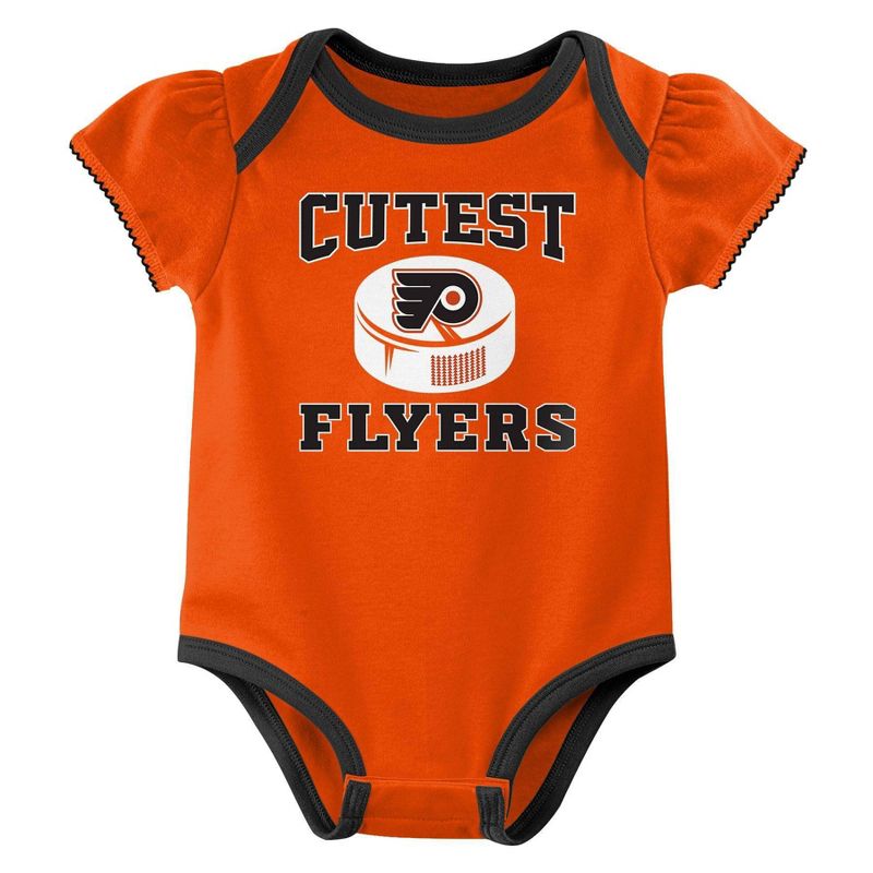 NHL Philadelphia Flyers Infant Girls&#39; 3pk Bodysuit, 3 of 5