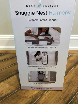 Baby delight snuggle nest harmony portable infant outlet sleeper