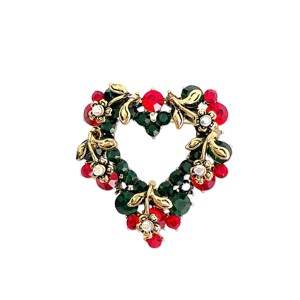 Wrapables Christmas Crystal Rhinestone Brooch Pin, Heart Wreath - 1 of 4