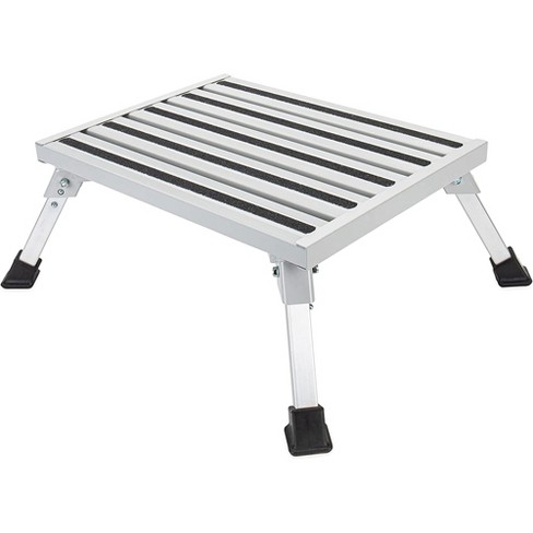 Aluminum folding step deals platform