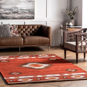 Nuloom Hand Tufted Shyla Area Rug, 4' x 6', Red - 1 of 4