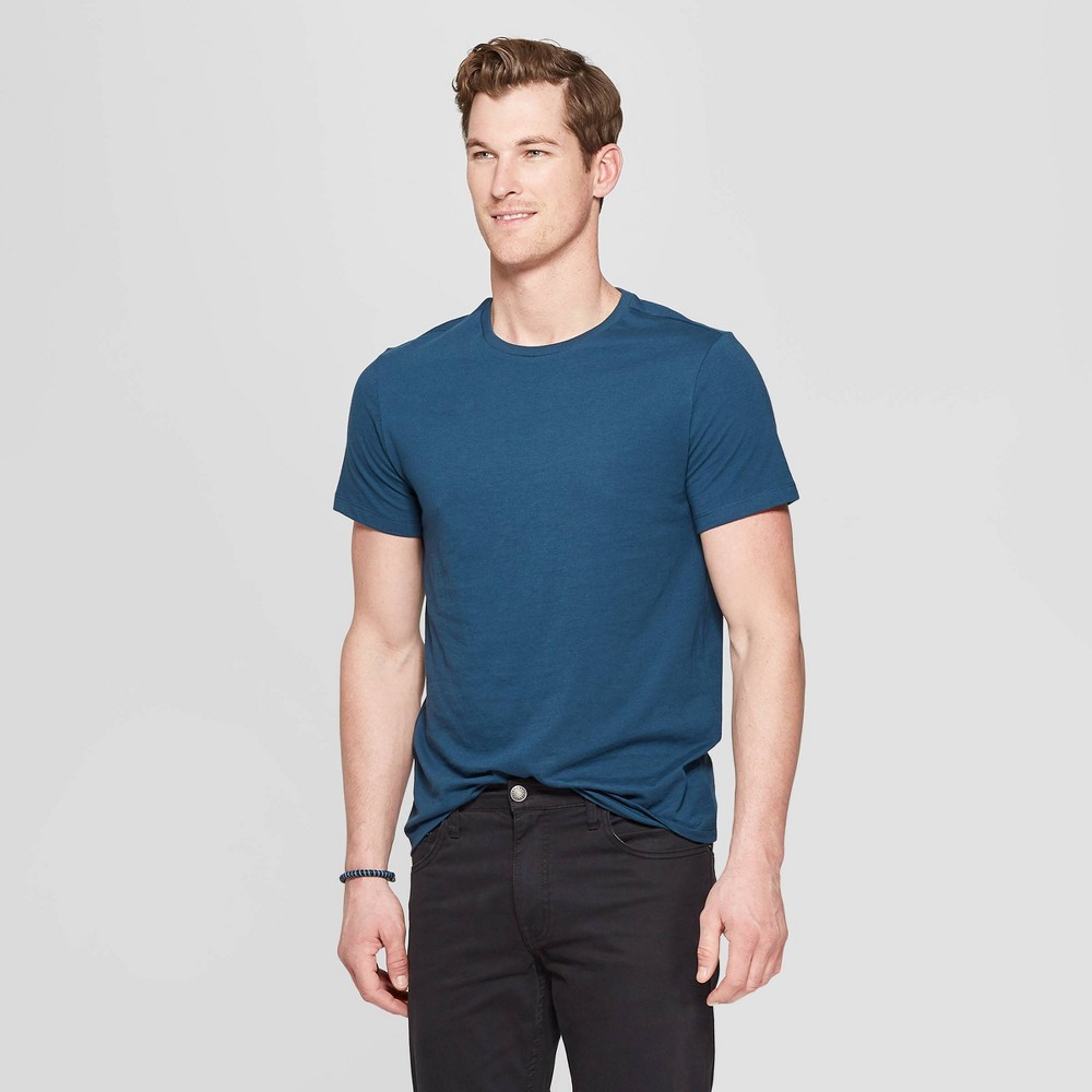 Men's Regular Fit Short Sleeve Lyndale Crew T-Shirt - Goodfellow & Co Thunderbolt Blue XL