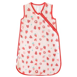 Copper Pearl Sleep Bag 1.7 TOG - Strawberry - 1 of 4