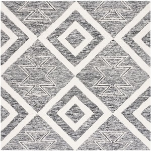 Metro MET254 Hand Tufted Area Rug  - Safavieh - 1 of 4