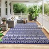 Outsunny Outdoor Patio Rug, Large Camping Carpet with Carrying Bag, Waterproof Plastic Straw, Reversible, Geometric Wall - 3 of 4