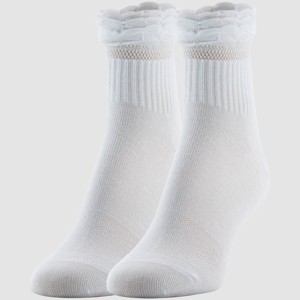Peds Women's Ruffle Top 2pk Quarter Socks - White 5-10