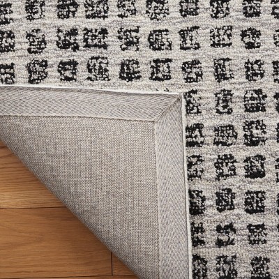 Handmade Silver and Black Wool Tufted Runner Rug, 108" x 27"