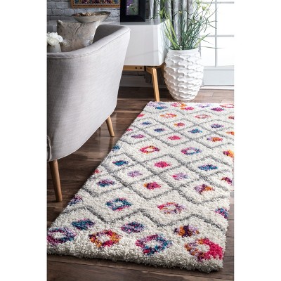 Nuloom Tatyana Moroccan Diamond Trellis Shaggy Area Rug, Runner 2' 8" x 12', Pink
