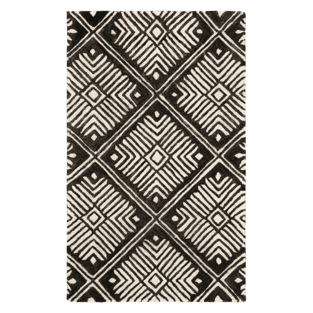 3'x5' Geometric Tufted Accent Rug Ivory/Charcoal - Safavieh