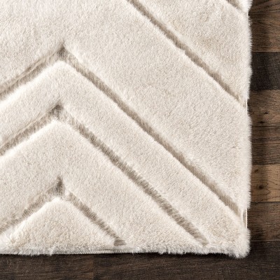 Off-White Chevron Synthetic Runner Rug, Machine Washable, Non-Slip
