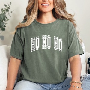 Simply Sage Market Ho Ho Ho Varsity Thick Outline Garment Dyed Tee - S - Moss - 1 of 4