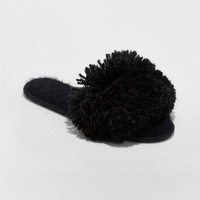 xhilaration plush slippers