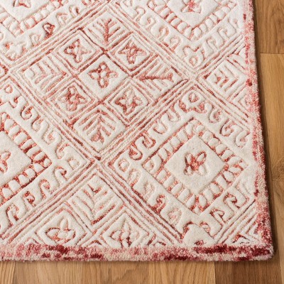 Ivory Hand-Tufted Wool and Viscose Area Rug, 5' x 8'