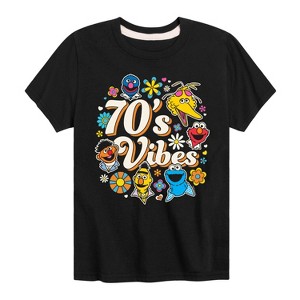 Boys' - Sesame Street - 70S Vibes Elmo And Friends Short Sleeve Graphic T-Shirt - 1 of 4