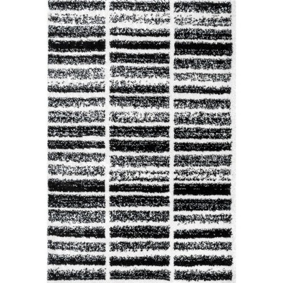 Nuloom Celyn Distressed Block Shag Black & White Indoor Area Rug