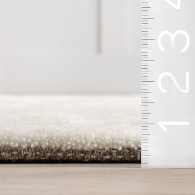 Handmade White and Gray Wool Striped 4' x 6' Area Rug