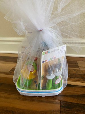 Munchkin Hello Baby Gift Basket - Neutral