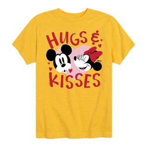 Boys' - Disney - Hugs And Kisses Short Sleeve Graphic T-Shirt - 1 of 4