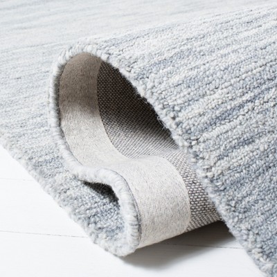 Light Grey Hand-Tufted Wool Rectangular Area Rug