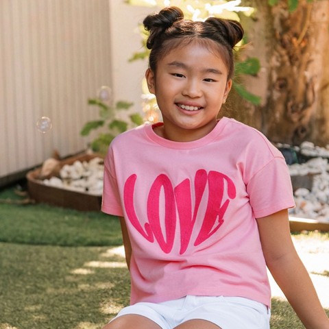 Lands' End Kids Meet and Greet Graphic Tee - Medium - Love/Pink