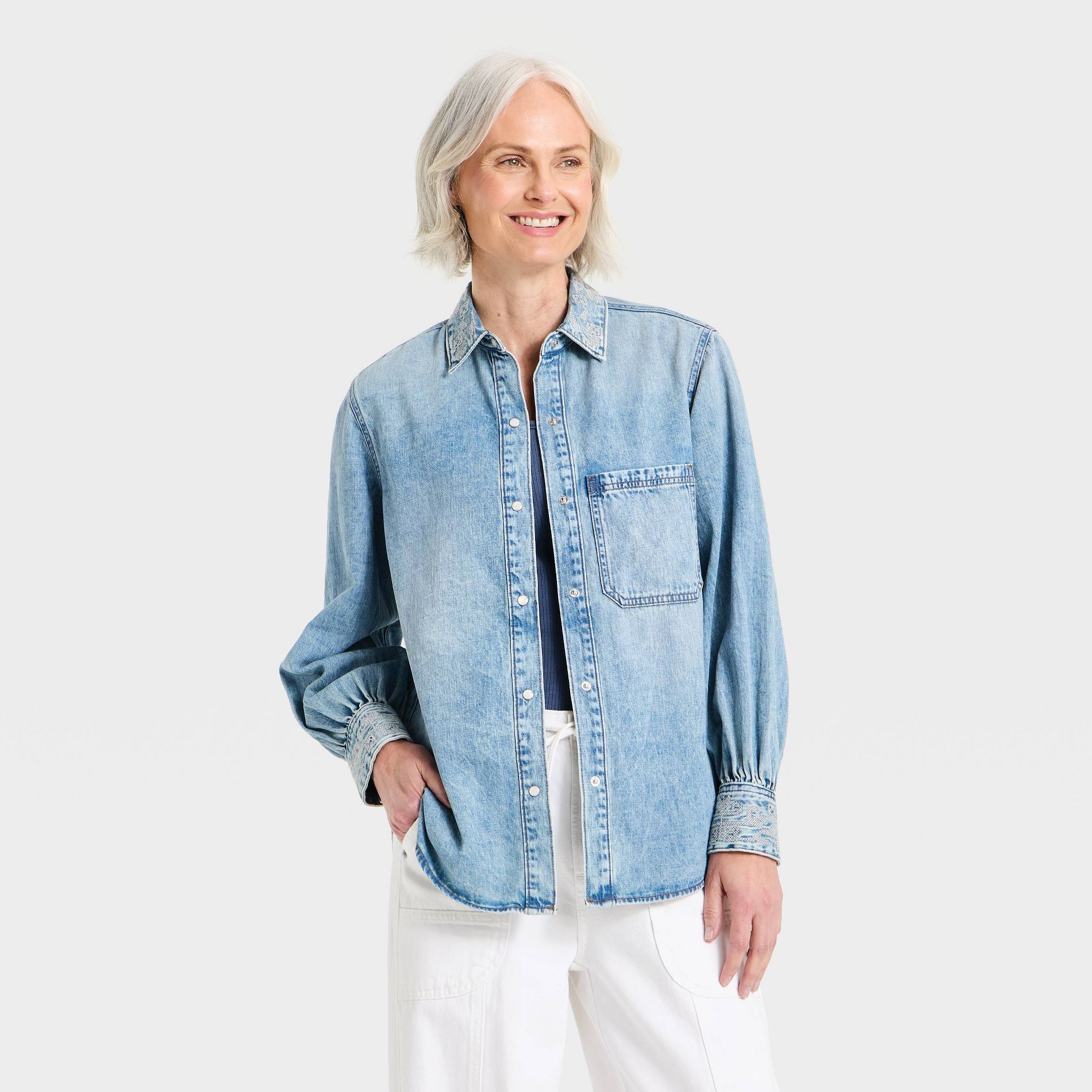 Women's Embroidered Denim Shirt - Universal Thread™ Medium Wash