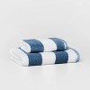 Striped Kids' Bath Towel with SILVADUR Antimicrobial Technology -  Pillowfort 1 ct