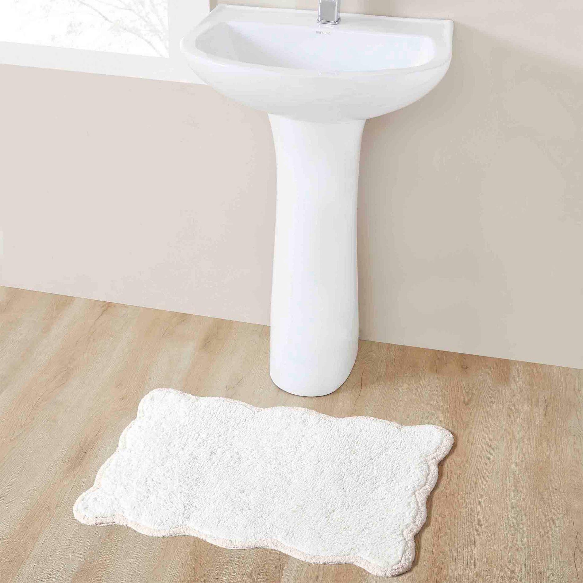 VCNY 17"x24" Scallop Cotton Bath Rug
