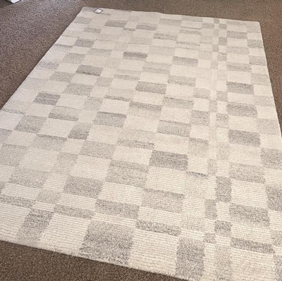 5'x7' Irregular Checkerboard Tufted Rug Cream - Threshold™ Designed ...